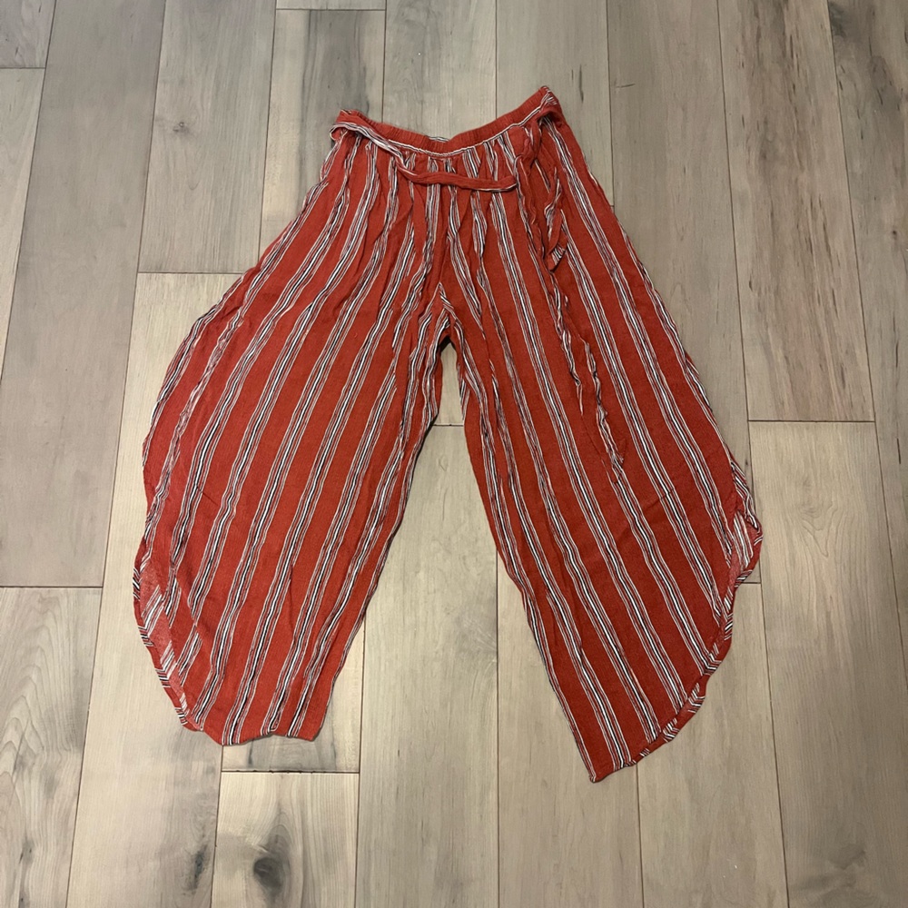 ORANGE BLACK AND WHITE STRIPED PANTS WITH TIE AND SIDE SLITS